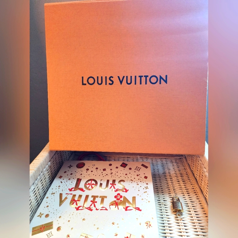 Lux Accessories Bundle - Large LV Box, LV Gift Bag, LV Lock and Key